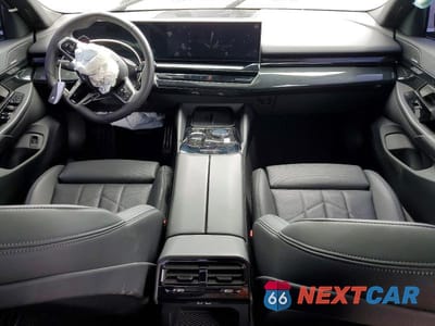 Zdjęcie 8 z 12 samochodu: 2026 BMW 530I VIN:WBA43FJ09TCV35631 - miniatura