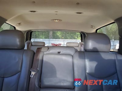 Zdjęcie 10 z 13 samochodu: 2005 CHEVROLET TAHOE K1500 VIN:1GNEK13T85J231765 - miniatura