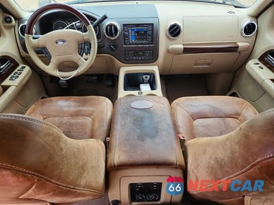Zdjęcie 8 z 13 samochodu: 2006 FORD EXPEDITION EDDIE BAUER VIN:1FMFU18576LA96104 - miniatura