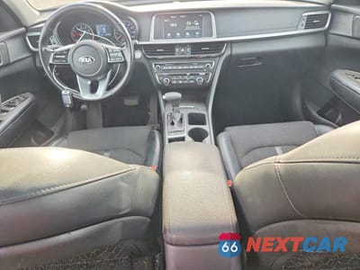 Zdjęcie 8 z 12 samochodu: 2019 KIA OPTIMA S VIN:5XXGT4L30KG376962 - miniatura