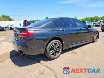 Trzecie zdjęcie samochodu z tyłu: 2018 BMW 750 XI VIN:WBA7F2C56JG424269 - miniatura