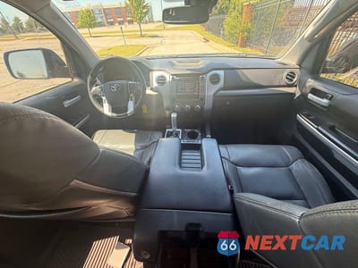 Zdjęcie 9 z 10 samochodu: 2019 TOYOTA TUNDRA SR5 VIN:5TFUW5F16KX785101 - miniatura