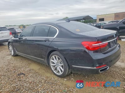 Drugie zdjęcie samochodu z przodu: 2016 BMW 740 I VIN:WBA7E2C50GG714437 - miniatura