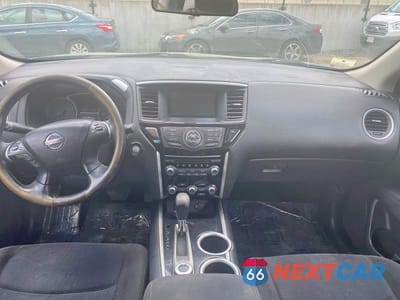 Zdjęcie 9 z 10 samochodu: 2013 NISSAN PATHFINDER S VIN:5N1AR2MM0DC670117 - miniatura