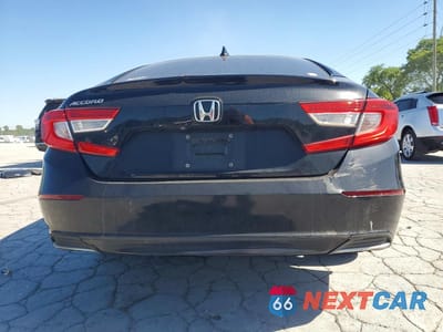Zdjęcie 6 z 12 samochodu: 2019 HONDA ACCORD LX VIN:1HGCV1F12KA158391 - miniatura