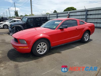 2007 FORD MUSTANG 1ZVHT80NX75362982 - główne zdjęcie licytacji z USA - miniatura