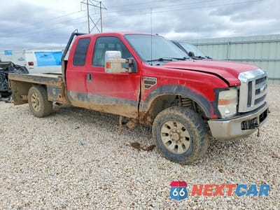 Czwarte zdjęcie samochodu z boku: 2008 FORD F250 SUPER DUTY VIN:1FTSX21R88EA20010 - miniatura