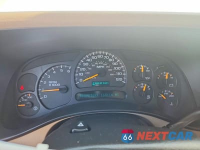 Zdjęcie 9 z 12 samochodu: 2004 GMC SIERRA K2500 HEAVY DUTY VIN:1GTHK23UX4F188598 - miniatura
