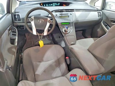 Zdjęcie 8 z 12 samochodu: 2010 TOYOTA PRIUS II VIN:JTDKN3DU2A0065247 - miniatura