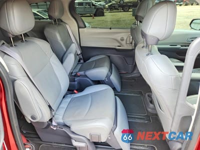 Zdjęcie 11 z 13 samochodu: 2021 TOYOTA SIENNA LIMITED 7-PASSENGER VIN:5TDZRKEC9MS064245 - miniatura
