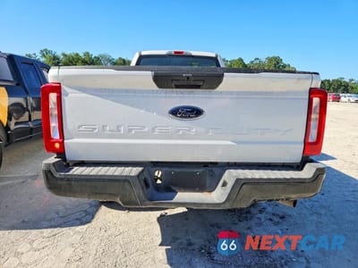 Zdjęcie 6 z 12 samochodu: 2017 FORD F250 SUPER DUTY VIN:1FDBF2A64HEC81834 - miniatura