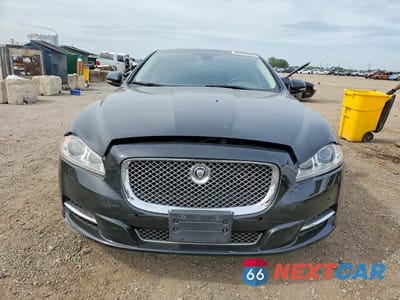 Piąte zdjęcie samochodu w środku: 2013 JAGUAR XJL SUPERCHARGED VIN:SAJWA2GE9DMV45702 - miniatura