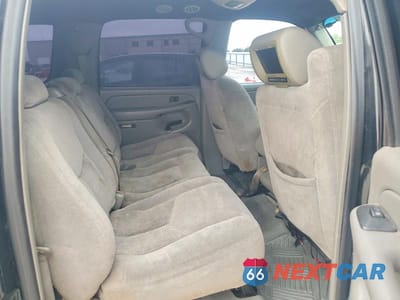 Zdjęcie 11 z 13 samochodu: 2005 CHEVROLET SUBURBAN C1500 VIN:3GNEC16Z55G265967 - miniatura