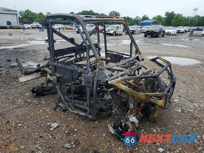 2025 POLARIS RANGER UTILITY VEHICLE 4XARRU99XS8757070 - główne zdjęcie licytacji z USA - miniatura