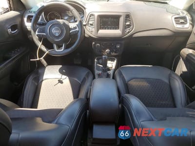 Zdjęcie 8 z 12 samochodu: 2019 JEEP COMPASS LATITUDE VIN:3C4NJDBB2KT703341 - miniatura