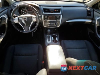 Zdjęcie 8 z 13 samochodu: 2017 NISSAN ALTIMA 2.5 SV VIN:1N4AL3AP6HC189424 - miniatura
