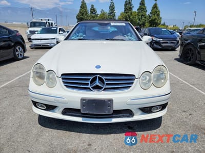 Piąte zdjęcie samochodu w środku: 2004 MERCEDES-BENZ CLK 500 VIN:WDBTK75G34T031848 - miniatura