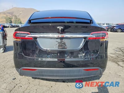 Zdjęcie 6 z 13 samochodu: 2020 TESLA MODEL X VIN:5YJXCDE29LF303789 - miniatura