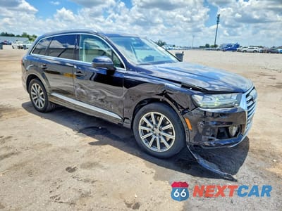 Czwarte zdjęcie samochodu z boku: 2018 AUDI Q7 PREMIUM PLUS VIN:WA1LAAF72JD031730 - miniatura