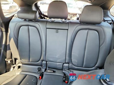 Zdjęcie 10 z 14 samochodu: 2018 BMW X1 XDRIVE28I VIN:WBXHT3C34J5L27008 - miniatura