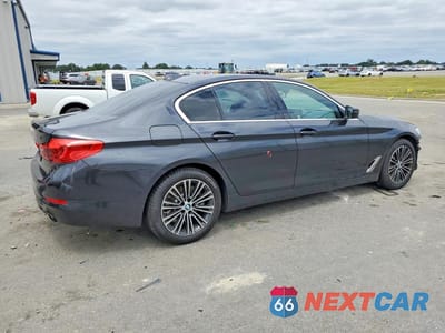 Trzecie zdjęcie samochodu z tyłu: 2019 BMW 530 I VIN:WBAJA5C58KBX46819 - miniatura