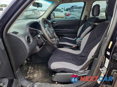 Zdjęcie 7 z 13 samochodu: 2011 JEEP PATRIOT VIN:1J4NT1GA7BD175286 - miniatura