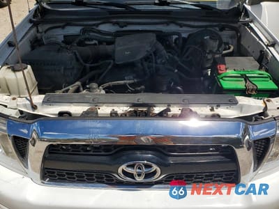 Zdjęcie 11 z 12 samochodu: 2011 TOYOTA TACOMA ACCESS CAB VIN:5TFUX4EN6BX006923 - miniatura