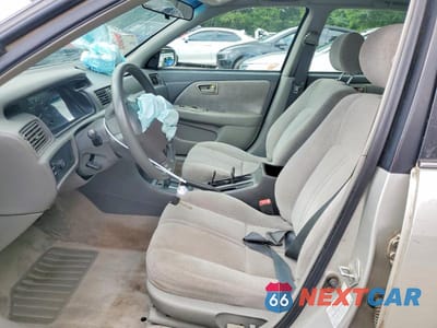 Zdjęcie 7 z 12 samochodu: 2001 TOYOTA CAMRY LE VIN:4T1BG22K01U031771 - miniatura