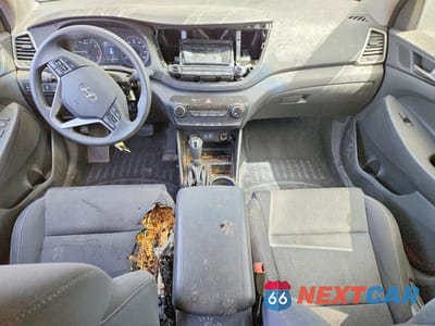 Zdjęcie 8 z 13 samochodu: 2017 HYUNDAI TUCSON SE VIN:KM8J33A41HU596234 - miniatura