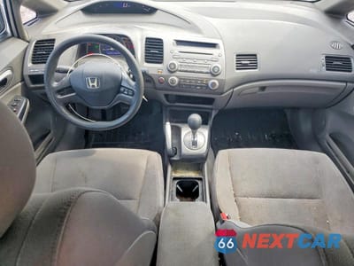 Zdjęcie 8 z 12 samochodu: 2008 HONDA CIVIC LX VIN:2HGFA16588H335984 - miniatura