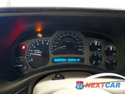 Zdjęcie 9 z 13 samochodu: 2004 GMC YUKON XL DENALI VIN:1GKFK66U74J141525 - miniatura