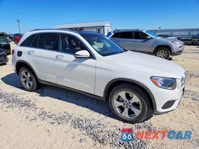 Czwarte zdjęcie samochodu z boku: 2018 MERCEDES-BENZ GLC 300 VIN:WDC0G4JBXJV054147 - miniatura