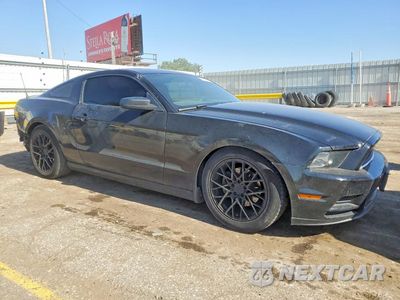 Czwarte zdjęcie samochodu z boku: 2014 FORD MUSTANG VIN:1ZVBP8AM6E5321150 - miniatura