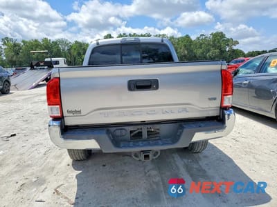 Zdjęcie 6 z 13 samochodu: 2017 TOYOTA TACOMA SR5 V6 VIN:3TMAZ5CN2HM030818 - miniatura