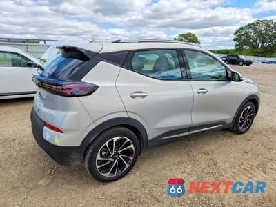 Trzecie zdjęcie samochodu z tyłu: 2023 CHEVROLET BOLT EUV VIN:1G1FZ6S04P4178473 - miniatura
