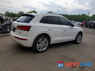 Trzecie zdjęcie samochodu z tyłu: 2018 AUDI Q5 VIN:WA1BNAFY5J2001450 - miniatura