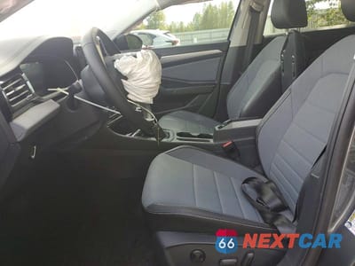 Zdjęcie 7 z 12 samochodu: 2025 VOLKSWAGEN JETTA SE VIN:3VW7X7BU3SM087439 - miniatura