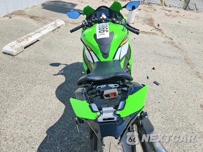 Zdjęcie 6 z 9 samochodu: 2025 KAWASAKI ZX1002 M VIN:JKBZXVM16SA010201 - miniatura