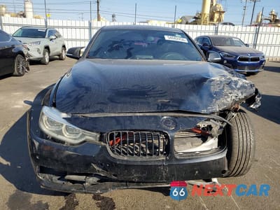 Piąte zdjęcie samochodu w środku: 2018 BMW 330E VIN:WBA8E1C55JA756689 - miniatura