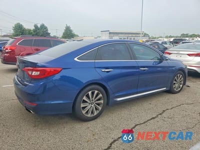 Trzecie zdjęcie samochodu z tyłu: 2017 HYUNDAI SONATA SPORT VIN:5NPE34AF2HH443241 - miniatura