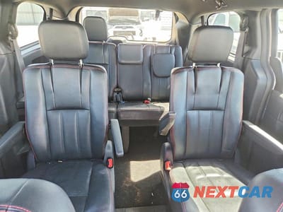 Zdjęcie 10 z 13 samochodu: 2019 DODGE GRAND CARAVAN GT VIN:2C4RDGEGXKR645970 - miniatura