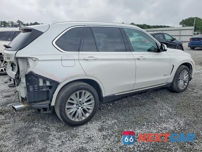 Trzecie zdjęcie samochodu z tyłu: 2017 BMW X5 XDRIVE35I VIN:5UXKR0C31H0V77764 - miniatura