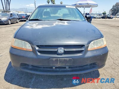 Piąte zdjęcie samochodu w środku: 1999 HONDA ACCORD LX VIN:JHMCG5544XC035827 - miniatura