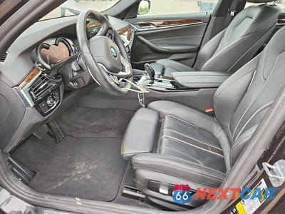 Zdjęcie 7 z 12 samochodu: 2017 BMW 530 XI VIN:WBAJA7C32HG905744 - miniatura