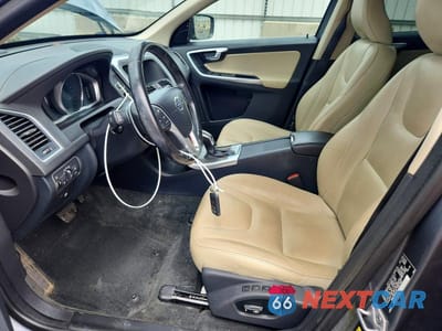 Zdjęcie 7 z 12 samochodu: 2016 VOLVO XC60 T6 PLATINUM VIN:YV449MDM8G2834508 - miniatura