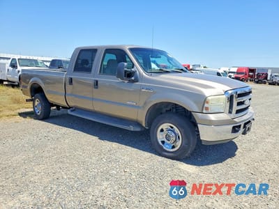 Czwarte zdjęcie samochodu z boku: 2006 FORD F350 SRW SUPER DUTY VIN:1FTWW31PX6EC12678 - miniatura