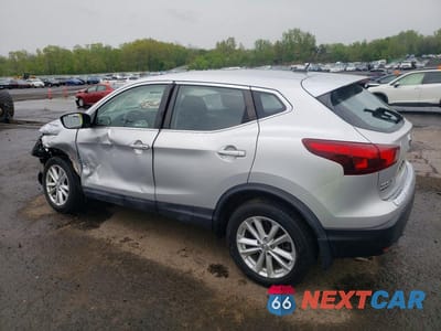 Drugie zdjęcie samochodu z przodu: 2018 NISSAN ROGUE SPORT S VIN:JN1BJ1CR8JW208571 - miniatura
