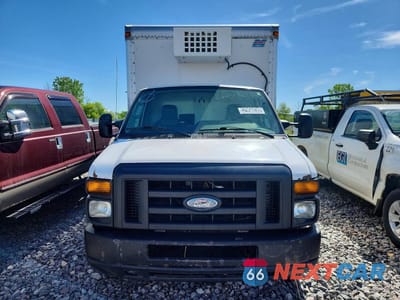 Piąte zdjęcie samochodu w środku: 2011 FORD E450 REFRIGERATED BOX TRUCK VIN:1FDXE4FL4BDA36600 - miniatura