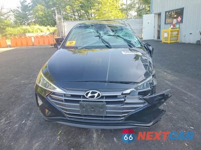 Piąte zdjęcie samochodu w środku: 2020 HYUNDAI ELANTRA VALUE EDITION VIN:5NPD84LF7LH629182 - miniatura