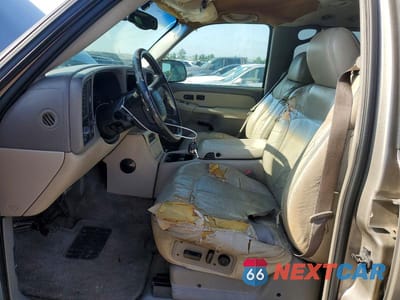 Zdjęcie 7 z 13 samochodu: 2002 CHEVROLET SUBURBAN C1500 VIN:1GNEC16Z92J192239 - miniatura